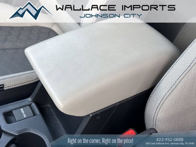 2025 Subaru Forester Base