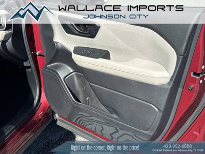 2025 Subaru Forester Base