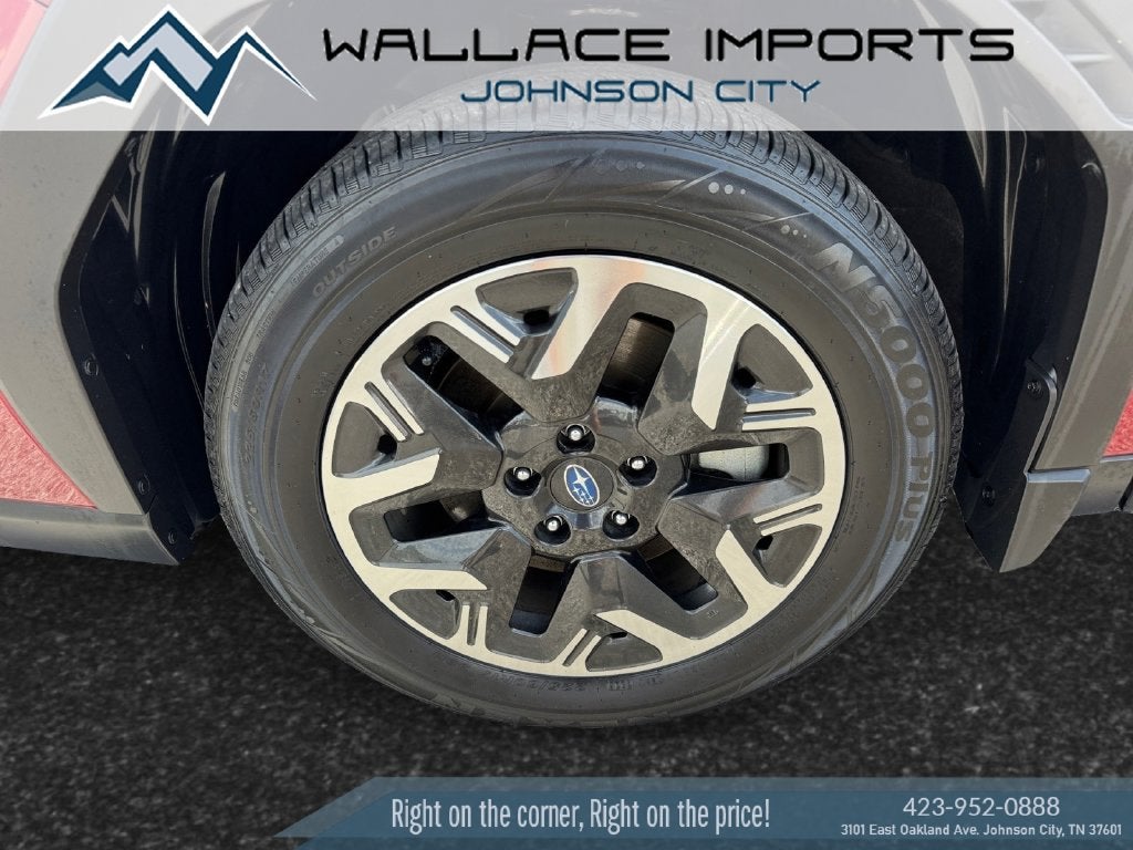 2025 Subaru Forester Base