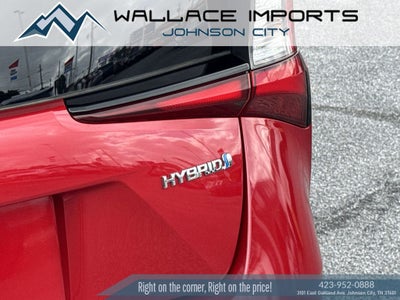 2022 Toyota Prius LE
