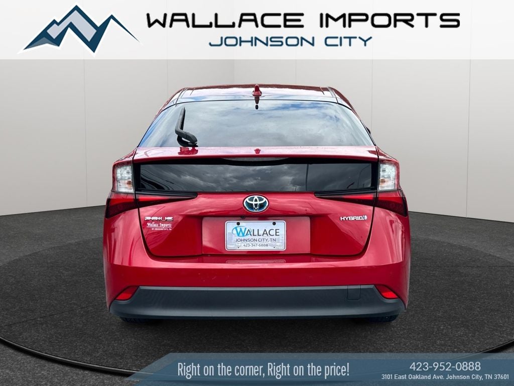 2022 Toyota Prius LE