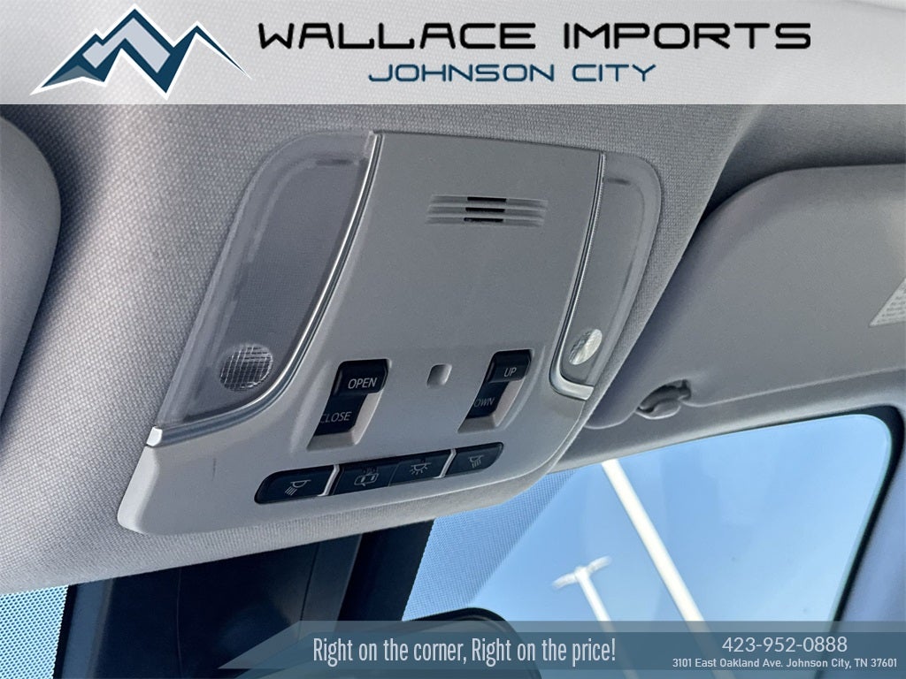 2016 Toyota Prius Four