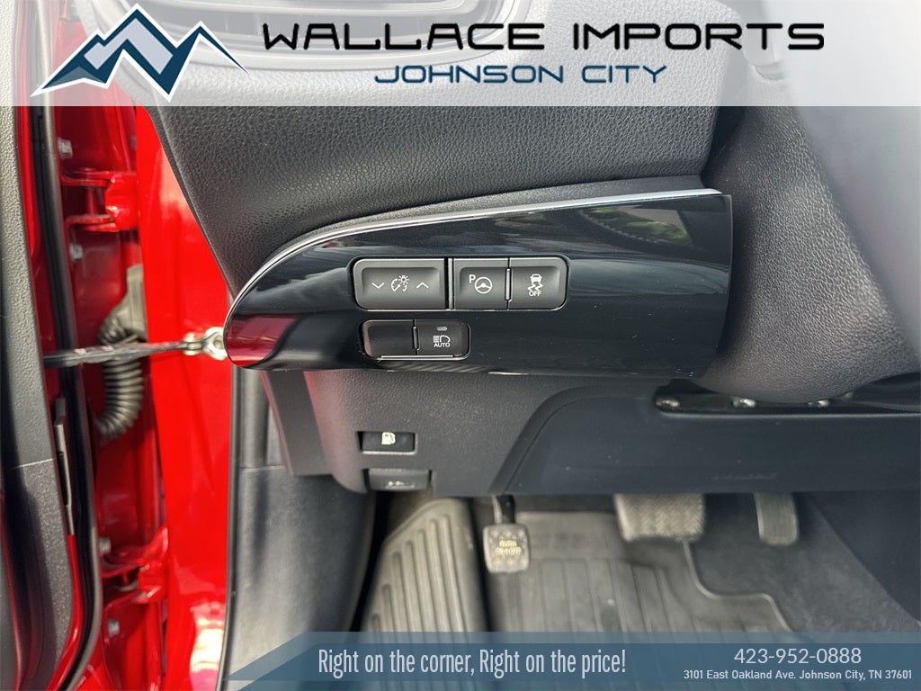 2020 Toyota Prius XLE AWD-e