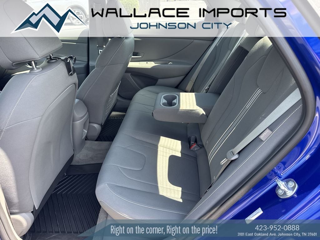 2025 Hyundai Elantra SEL Convenience