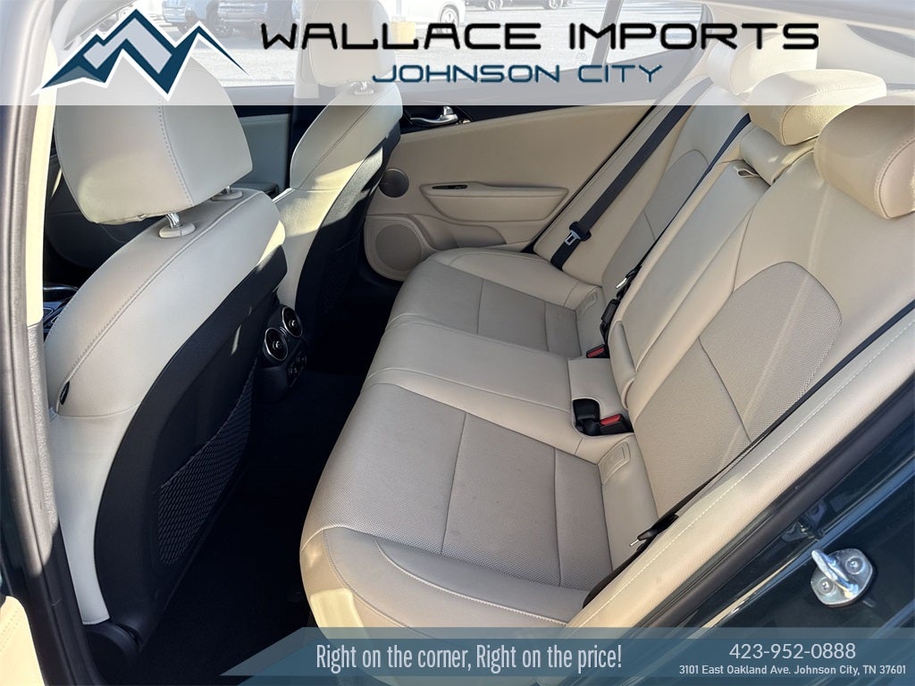 2023 Kia Stinger GT-Line